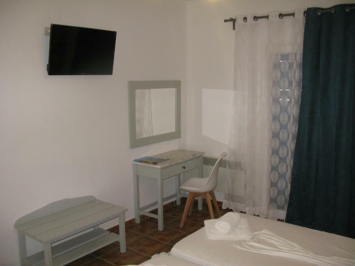 Anemos Sea View Lejlighedshotel Mpatsi Eksteriør billede