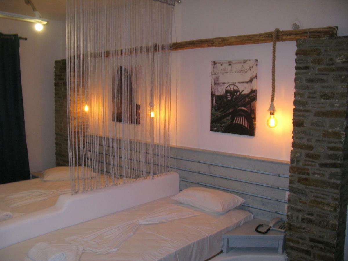Anemos Sea View Lejlighedshotel Mpatsi Eksteriør billede